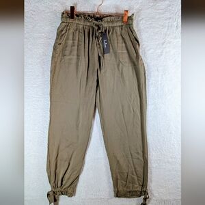 377-Lulu's‎ Olive Green NWT